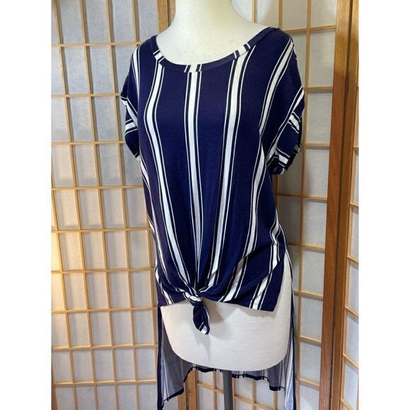 LoveFireāMedāHi/LowāStripedāTop - Picture 9 of 13